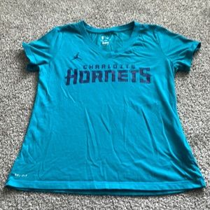 Charlotte Hornets size medium tshirt